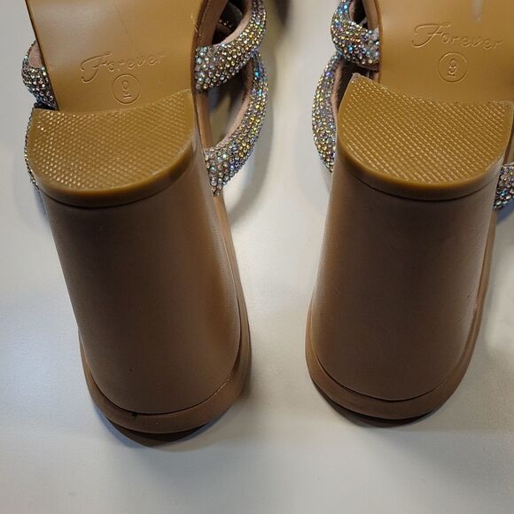 BRAND NEW FOREVER SLIPPERS   PEEP TOE DOUBLE STRAP GLITTER EMBROIDERY SANDAL - Picture 13 of 16
